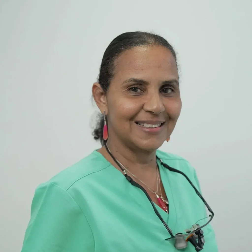 Home 21 Super White Dental Clinic